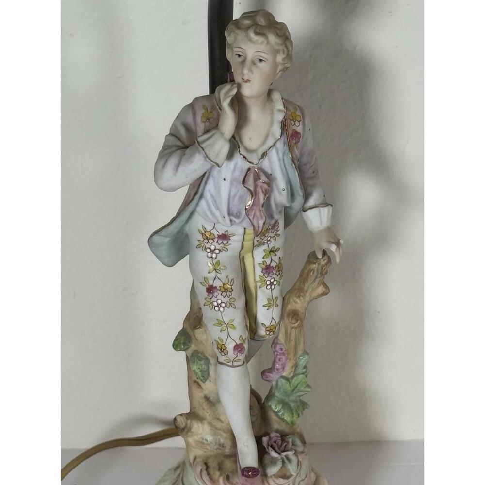 Vintage Porcelain Figural Man Lamp Rococo Style Shabby Chic (Needs Repair)